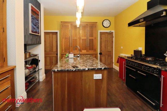 49, Bradgate Lane, Rotherham photo 5