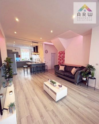 Room to rent in Room 1, 27 Seymour Terrace, Seymour Street, Liverpool, Merseyside