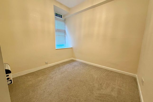 Flat 2, Little Princes, Torquay photo 3