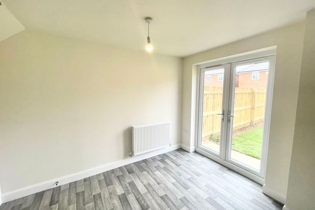 Semi-detached house to rent in Wellington Avenue, New Waltham, Grimsby