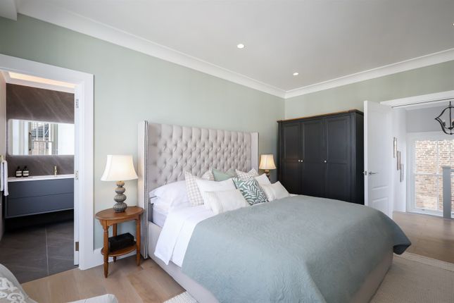 313, Westbourne Park Rd, London photo 4