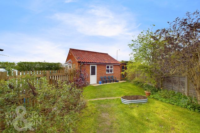 Cottage for sale in Tuttles Lane West, Wymondham