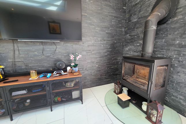 69, High Street, Dunsville, DN7 photo 5