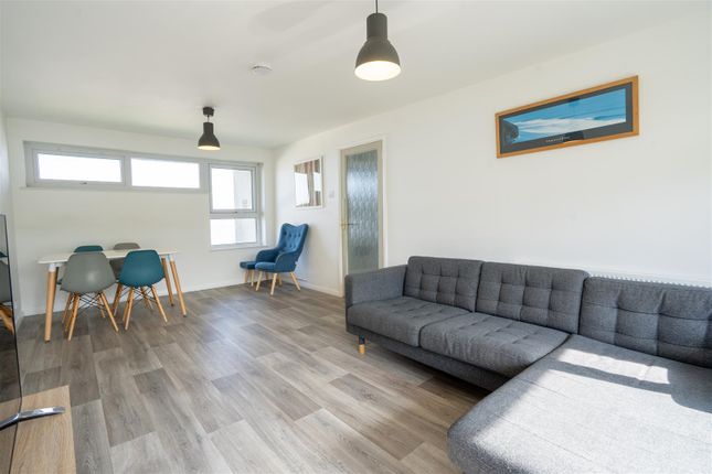 30, The Mount, Bideford photo 3