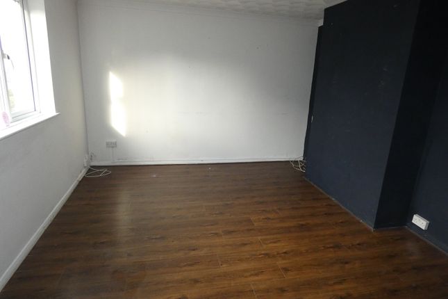 18, Caederwen Road, Cimla photo 2