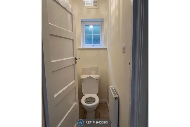 Springfield Close, Stanmore photo 4