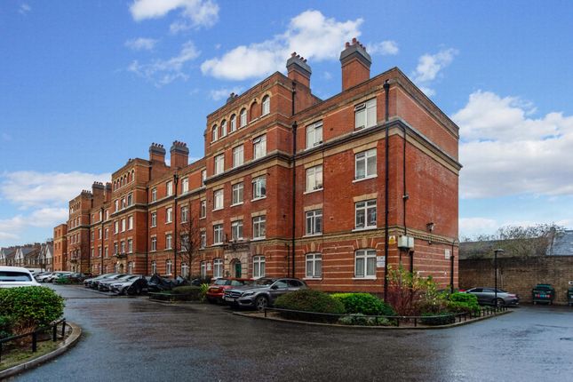 Flat for sale in Block D Peabody Estate, Rosendale Road, Herne Hill