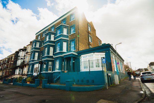 Flat to rent in Eastern Esplanade, Margate