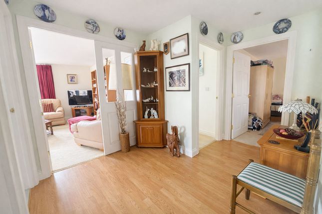 Flat 11 The Spinnakers, Beach Road, Lee-On-The-Solent photo 4