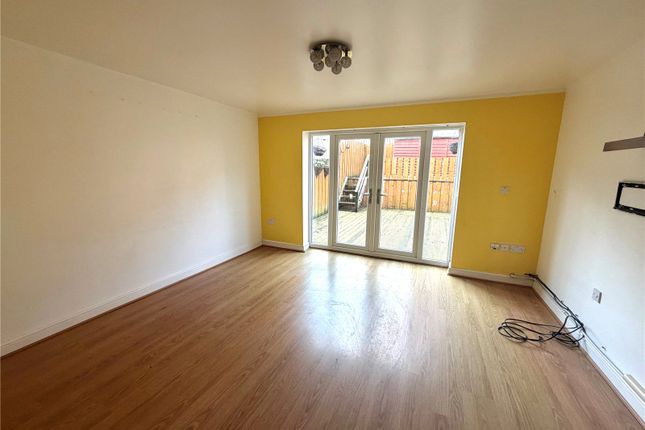 6, Huntley Court, Greater Manchester photo 4