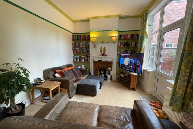 76, Westbourne Avenue, Hull photo 4