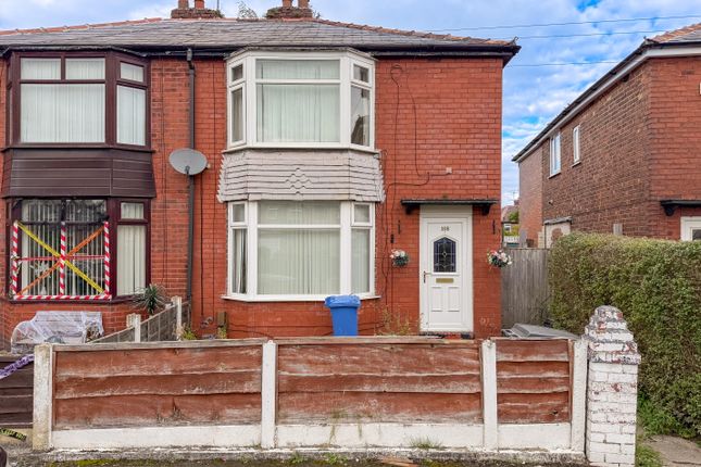 2-bed semi-detached on Waverley Crescent, Droylsden, £180,000