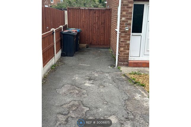Clifton Drive, Blacon, Chester photo 2
