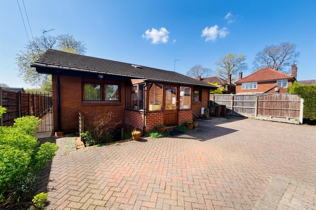 1b, Brookfield Avenue, Altrincham photo 4