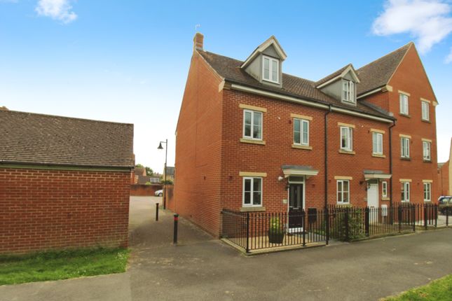 Thumbnail End terrace house for sale in Mariner Road, Oakhurst, Swindon, Wiltshire