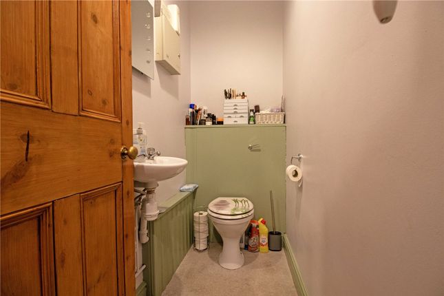 12 The Avenue, Gainsborough photo 3