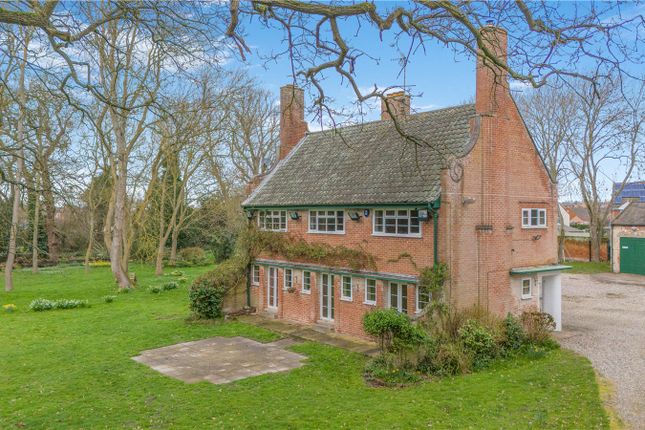 The Rectory,, Beccles Road, Great Yarmouth photo 2