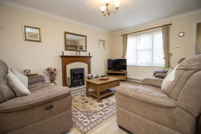 12, Coed Arhyd, Cardiff photo 3