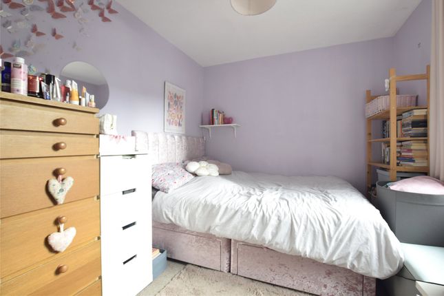 Flat 3 Millbrook Court,, Millbrook Street, Gloucestershire photo 3