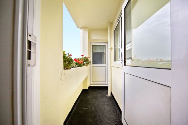 Flat 20, Patterdale,, Osnaburgh Street, London photo 4