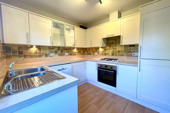 Semi-detached house to rent in Juniper Close, Oxted