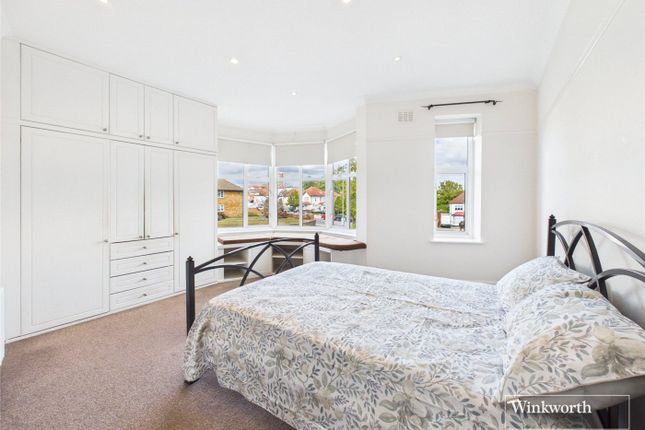 Flat 3, Collingwood Court,, Queens Road, London photo 4