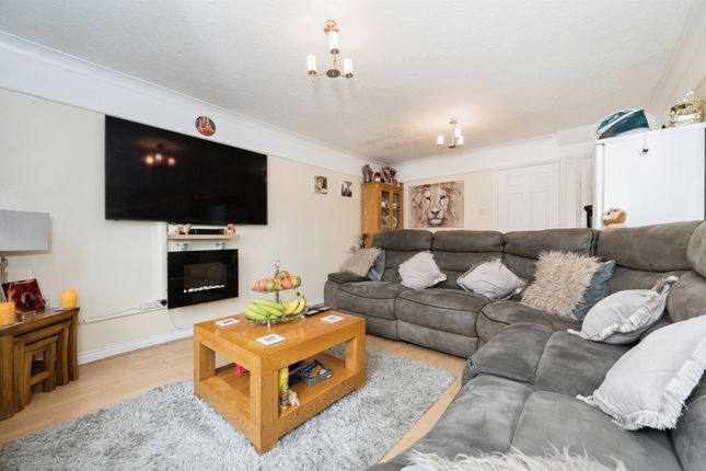 97, Glen Road, Southampton photo 2