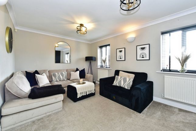80, Stanier Way, Sheffield photo 4