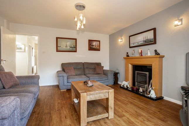 10, Herrick Close, Loughborough photo 3