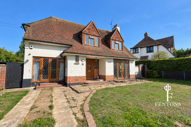4-bed detached on 2, Upper Third Avenue, Frinton-on-Sea, £625,000