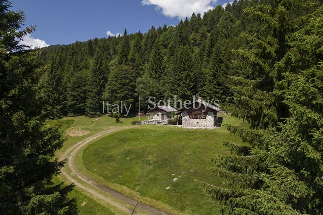 Country house for sale in Località Paluac, Pinzolo, Trentino Alto Adige