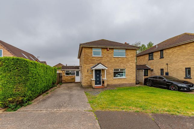 4-bed house on 10, Uphill Close, Penarth, £575,000