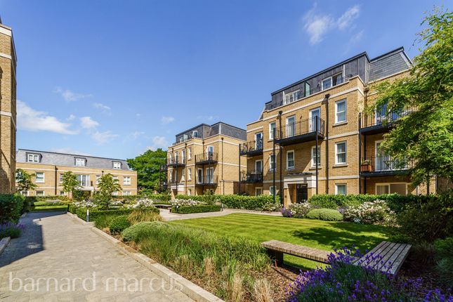 Thumbnail Flat for sale in Chambers Park Hill, London