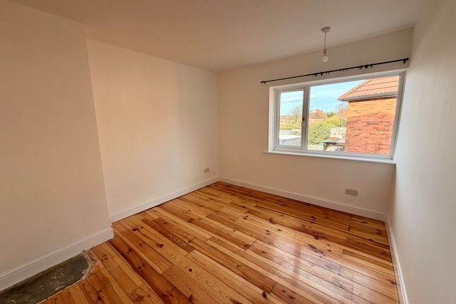 54, Probert Avenue, Rotherham photo 5