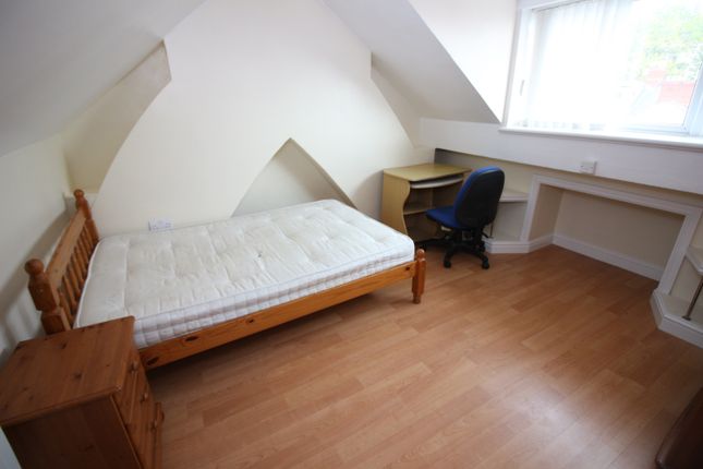 4, Tewkesbury Place, Cardiff photo 5
