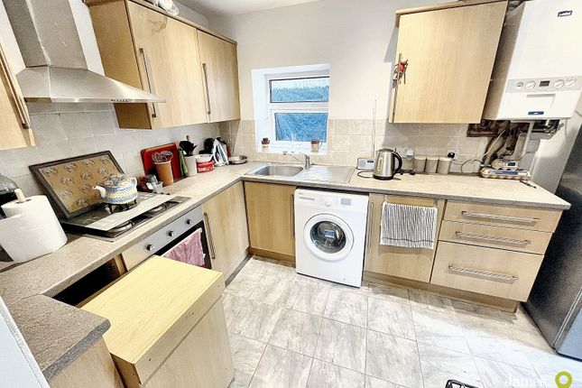 Jenkins Street, Hopkinstown Pontypridd photo 2