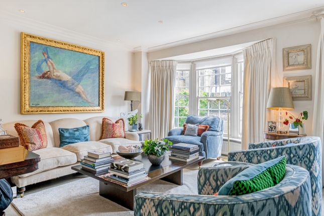 Town house for sale in Little Chester Street, London