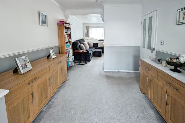 5 Glenview, Bridgend photo 4