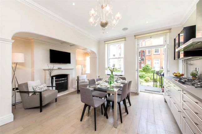 Flat to rent in Ormonde Gate, Chelsea