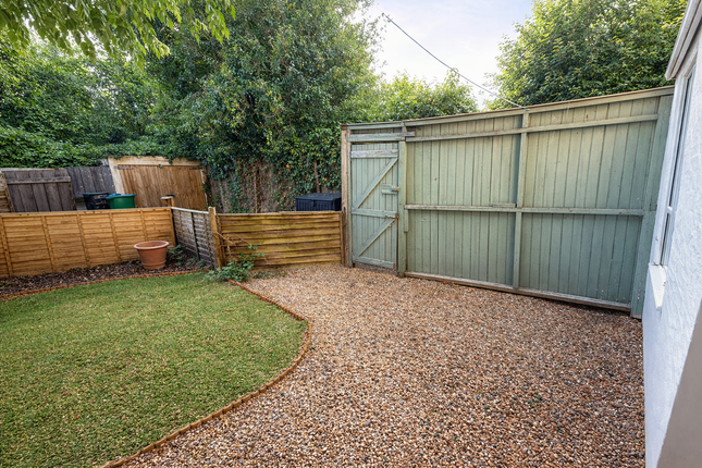 27, Stanley Road , Teddington  photo 5
