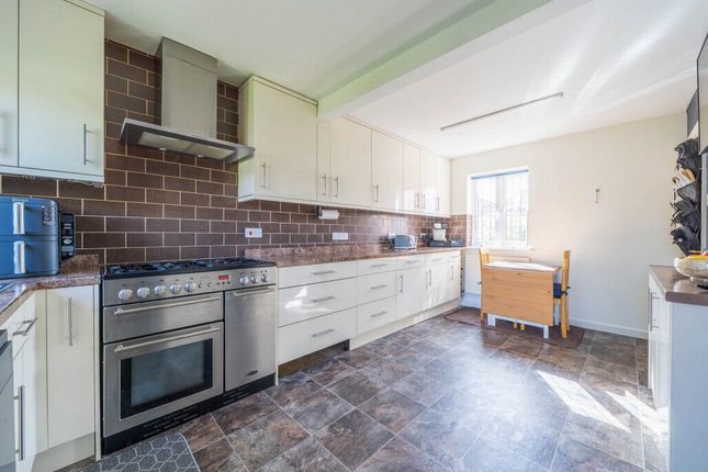 26, Boraston Drive, Tenbury Wells photo 4