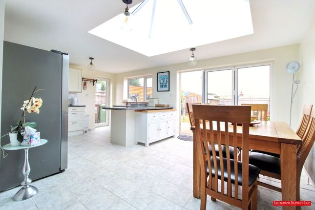 20, Harold Close, Pevensey photo 4