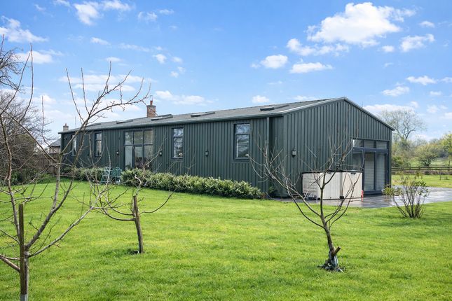 Green Barn, Bush Lane, Worcester photo 2