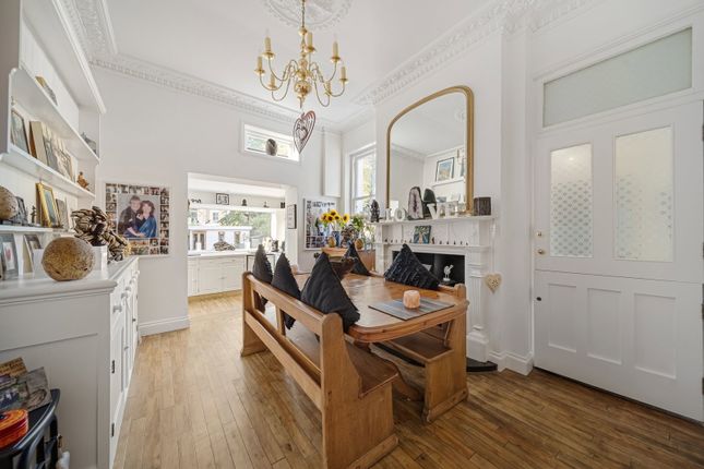 8, Woolstone Road, London photo 4