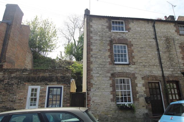 Terraced house to rent in Holloway Road, Dorchester, Dorset