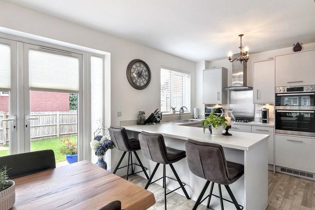 88, Dexter Way, Winscombe photo 3