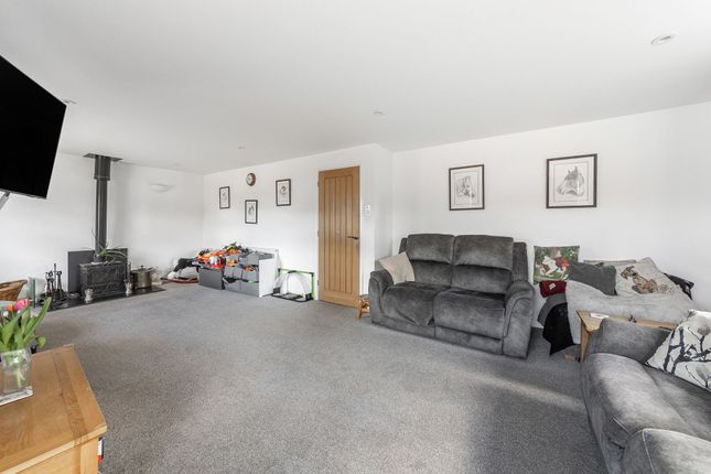 11 Sandleigh Road, Abingdon photo 3