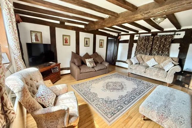 Christmas Cottage, Birch Cross, Uttoxeter photo 3