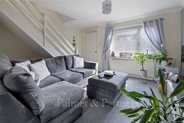 22, Buttercup Close, Suffolk photo 4