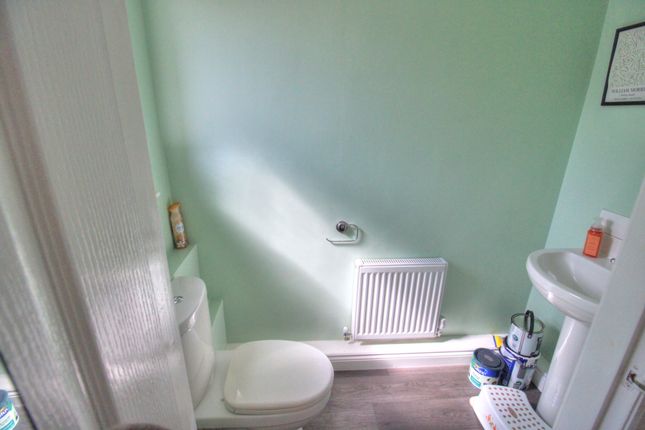 4, Kensington Close, Cramlington photo 4